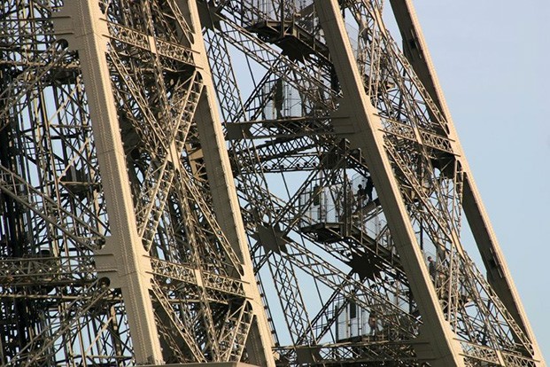 Un nouveau genre de course à pied : La Verticale de la Tour Eiffel